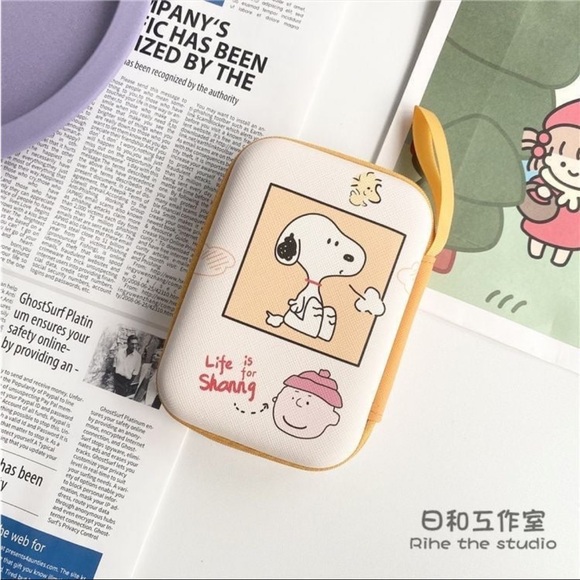 Snoopy carrying organizer zipper pouch - Picture 3 of 4